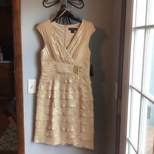 Cocktail Dress... NWT.... Champagne